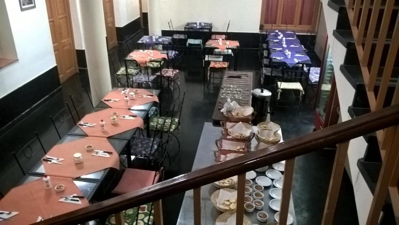 Los Amigos De La Linda Salta Esterno foto